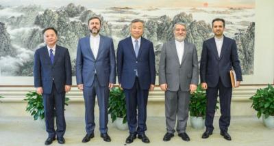 Vice Foreign Minister Miao Deyu met with Iranian Vice Foreign minister Gharib Abadi in Beijing.